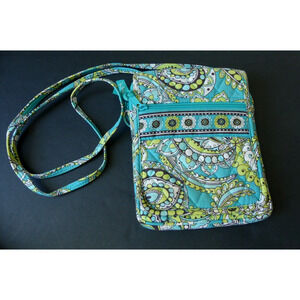 Vera Bradley Crossbody Peacock Print ID Credit Card Zippers Colorful Quilted